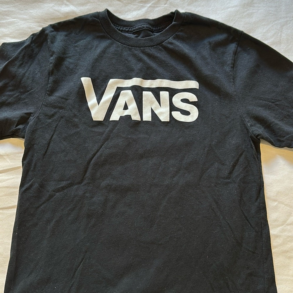 4 VANS T-shirts size Medium/(10-12)